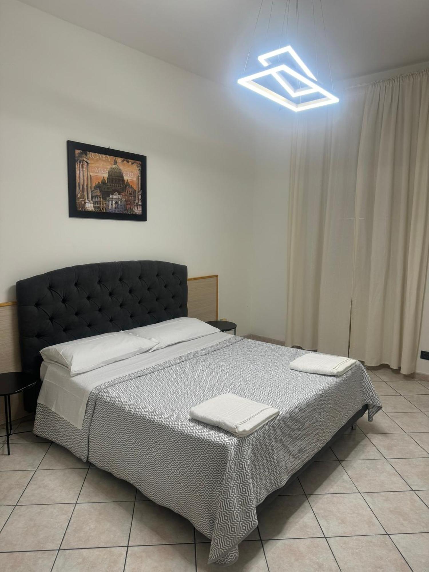 רומא Appartamento Larisarooms מראה חיצוני תמונה